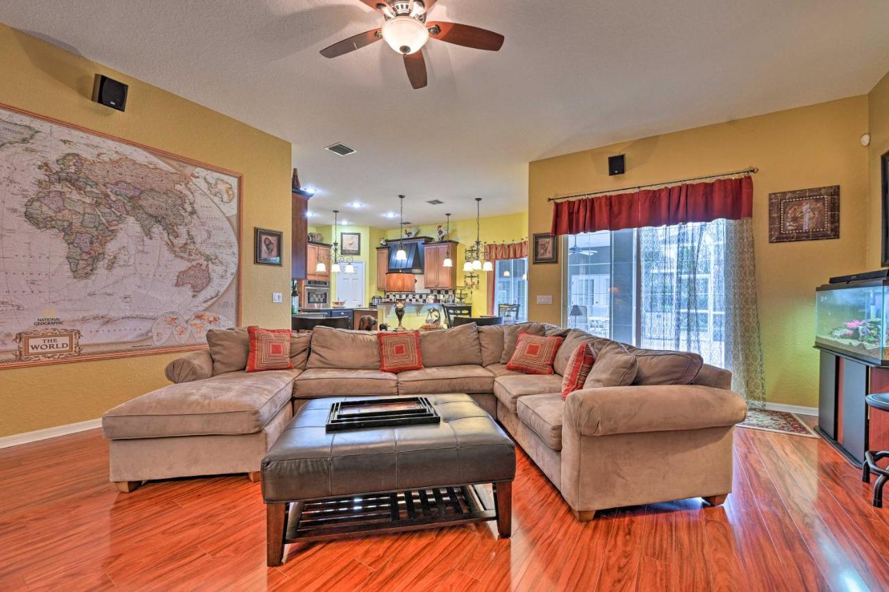 Elegant About 15 Mi To Downtown Tampa! Holiday home *