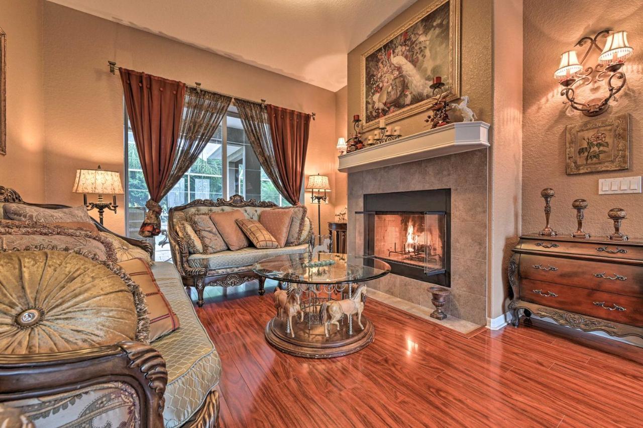Elegant About 15 Mi To Downtown Tampa! *